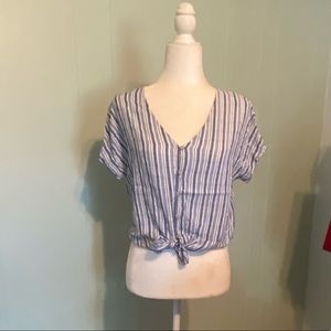 Universal Thread blue striped shirt